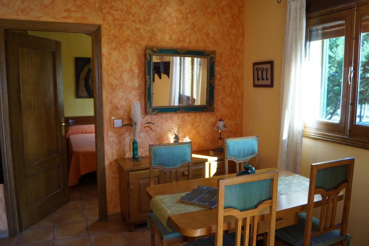 Pago De Yuste - Casa Rural Apartamentos Куакос-де-Юсте Экстерьер фото